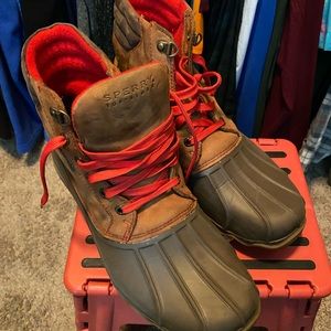 Sperry duck boot. Great shape 10.5